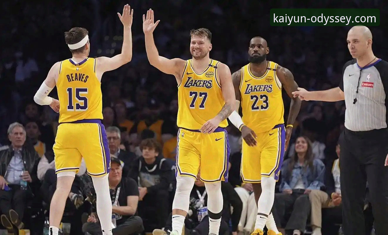 开云官网稳定流畅iOS版 从湖人队大胜步行者,看开云体育平台如何优化你的观赛体验