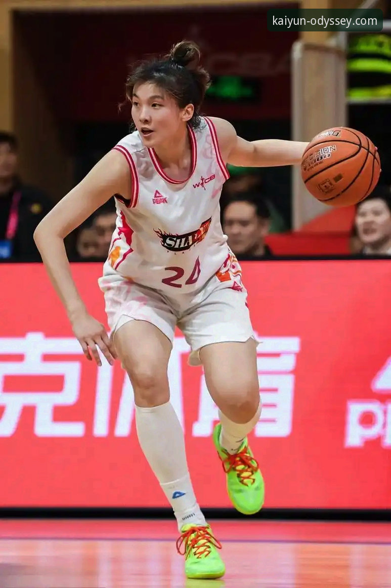 WCBA总决赛创纪录一战详解：四川女篮主场95-61大胜山西，三外援合砍56分
